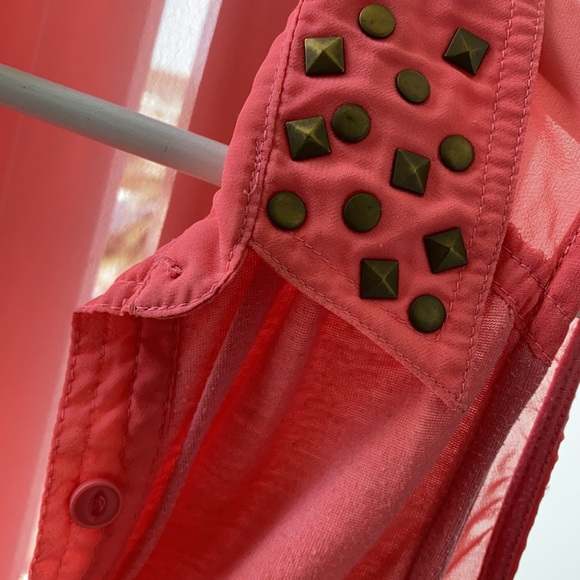 Lightweight summer top - Picture 2 of 6